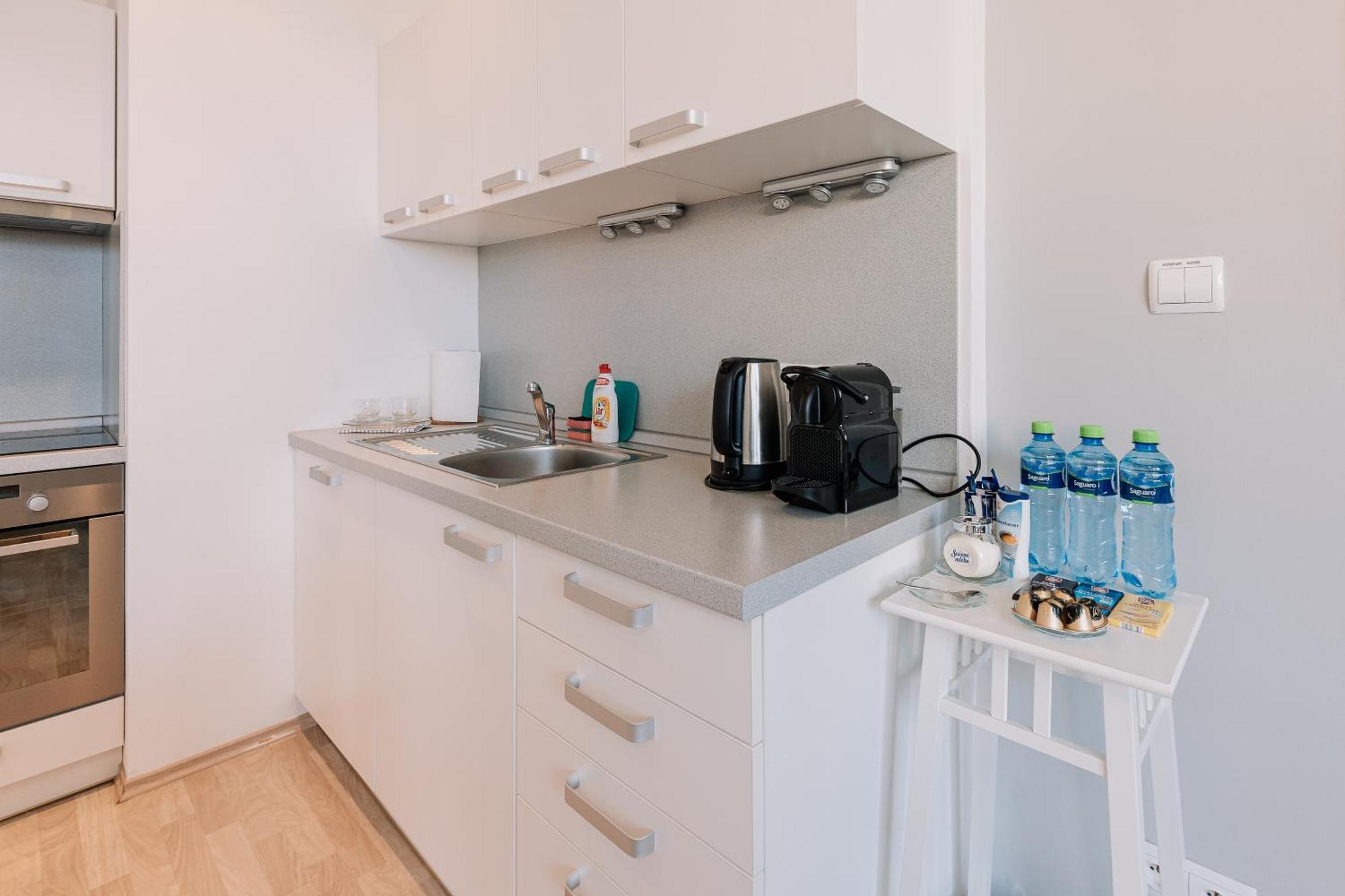 Stayinbratislava Ngoại thất bức ảnh
